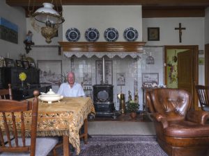 Fotograaf maakt opvallende portretten van Blaricumse erfgooiers